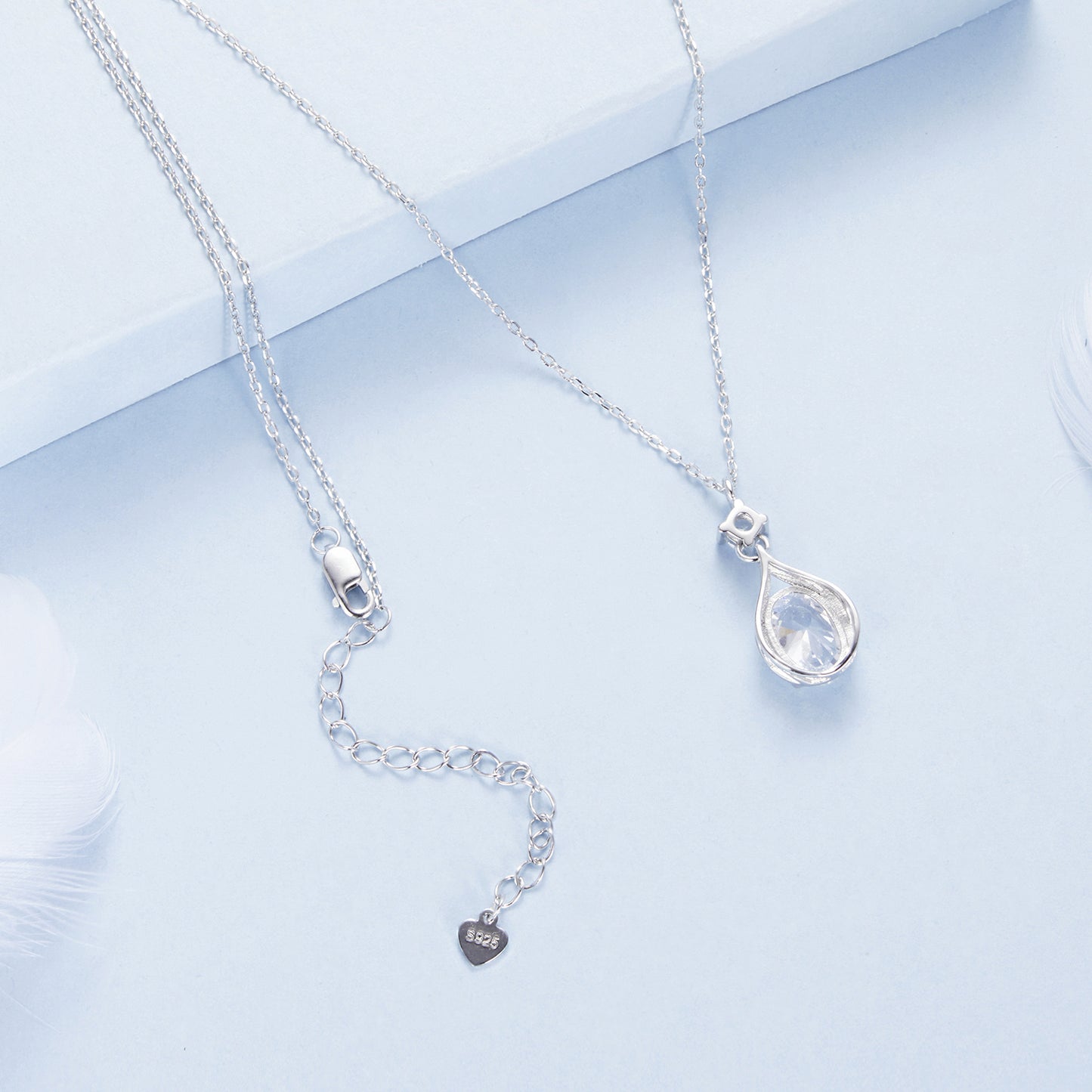 Minimalist and high-end water droplet zircon S925 necklace