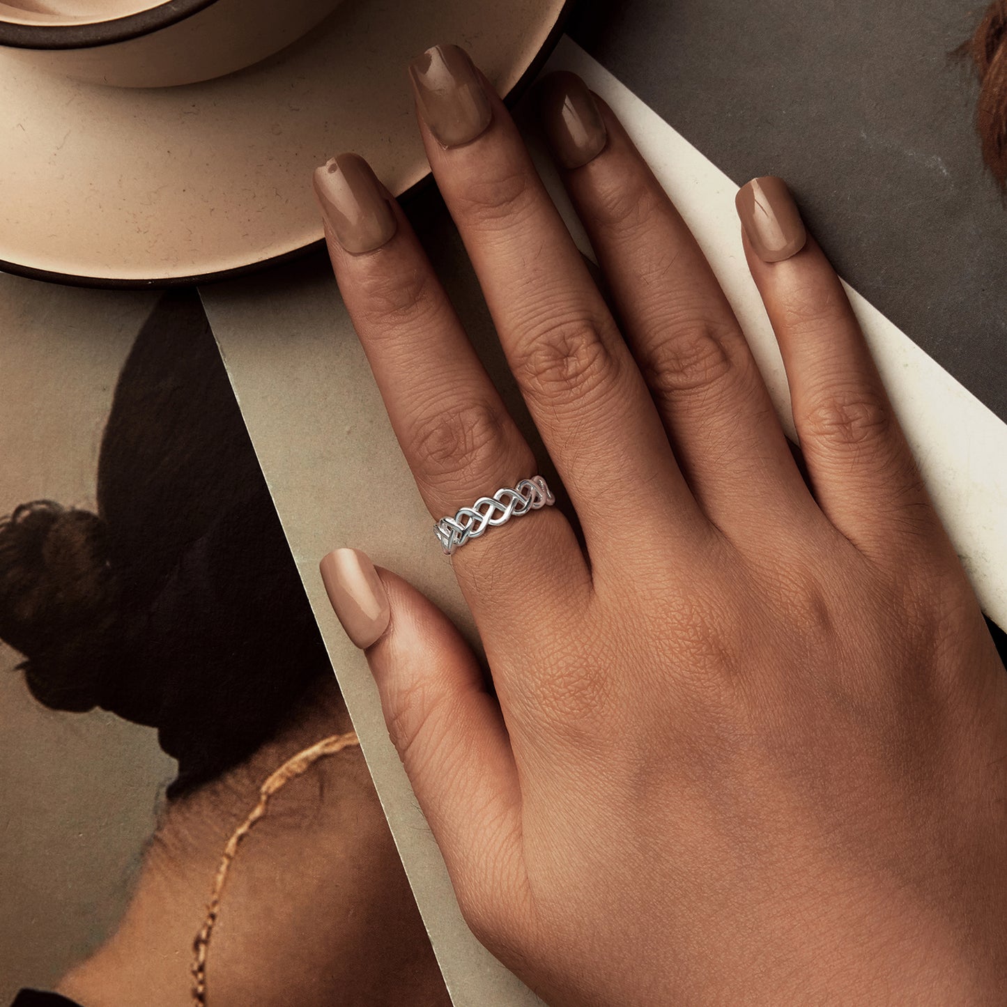 Minimalist and personalized hollow ring s925 pure silver