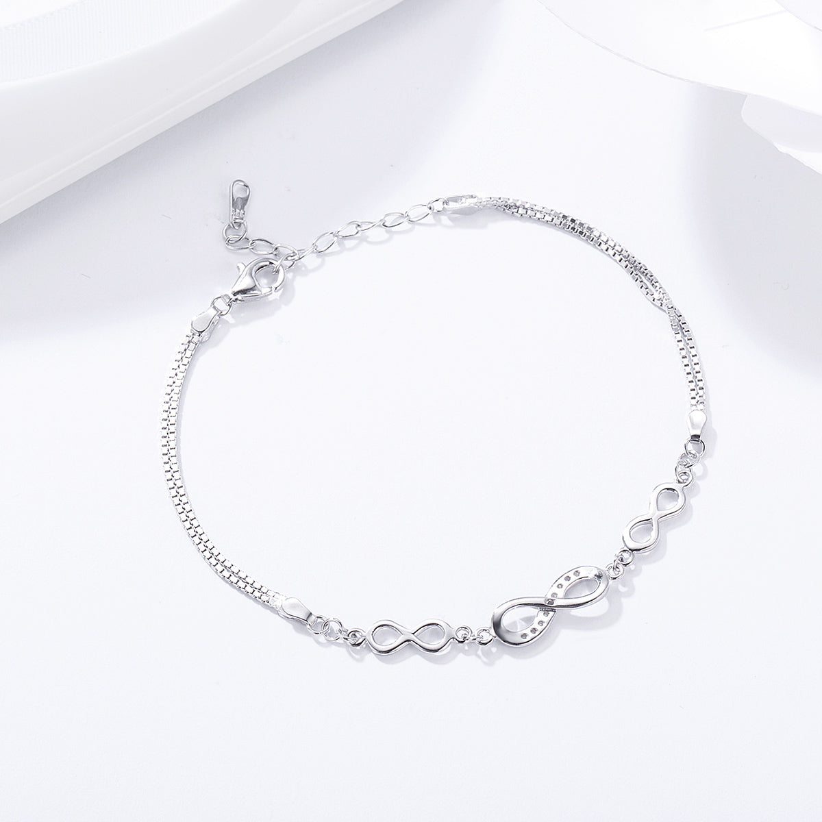 S925 sterling silver fashionable temperament bracelet, fashionable infinite symbol