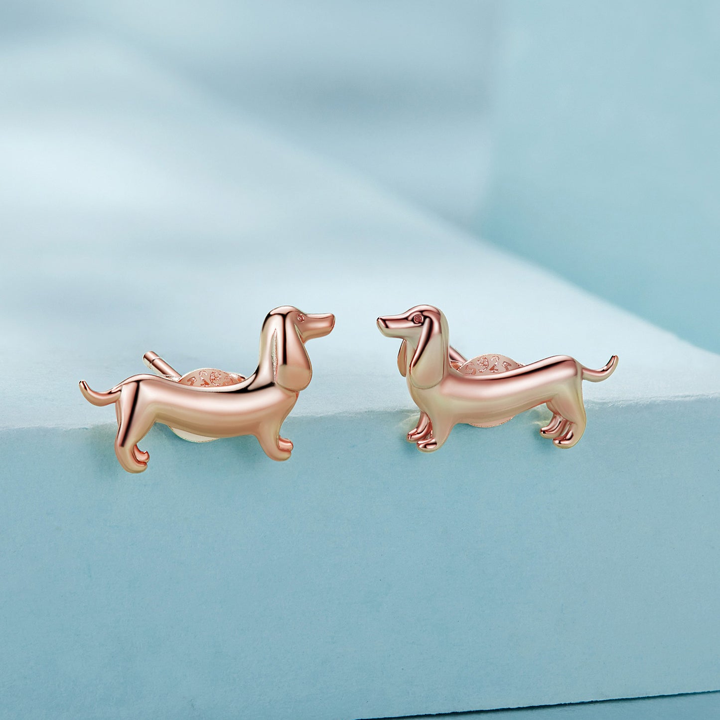 S925 Sausage Dog Ear Nails Cute and Cute Vegetarian Silver Dog Animal Earrings