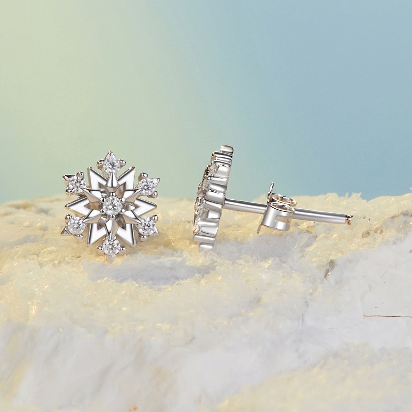 New classic snowflake zircon earrings s925, light luxury and high-end feeling, autumn and winter