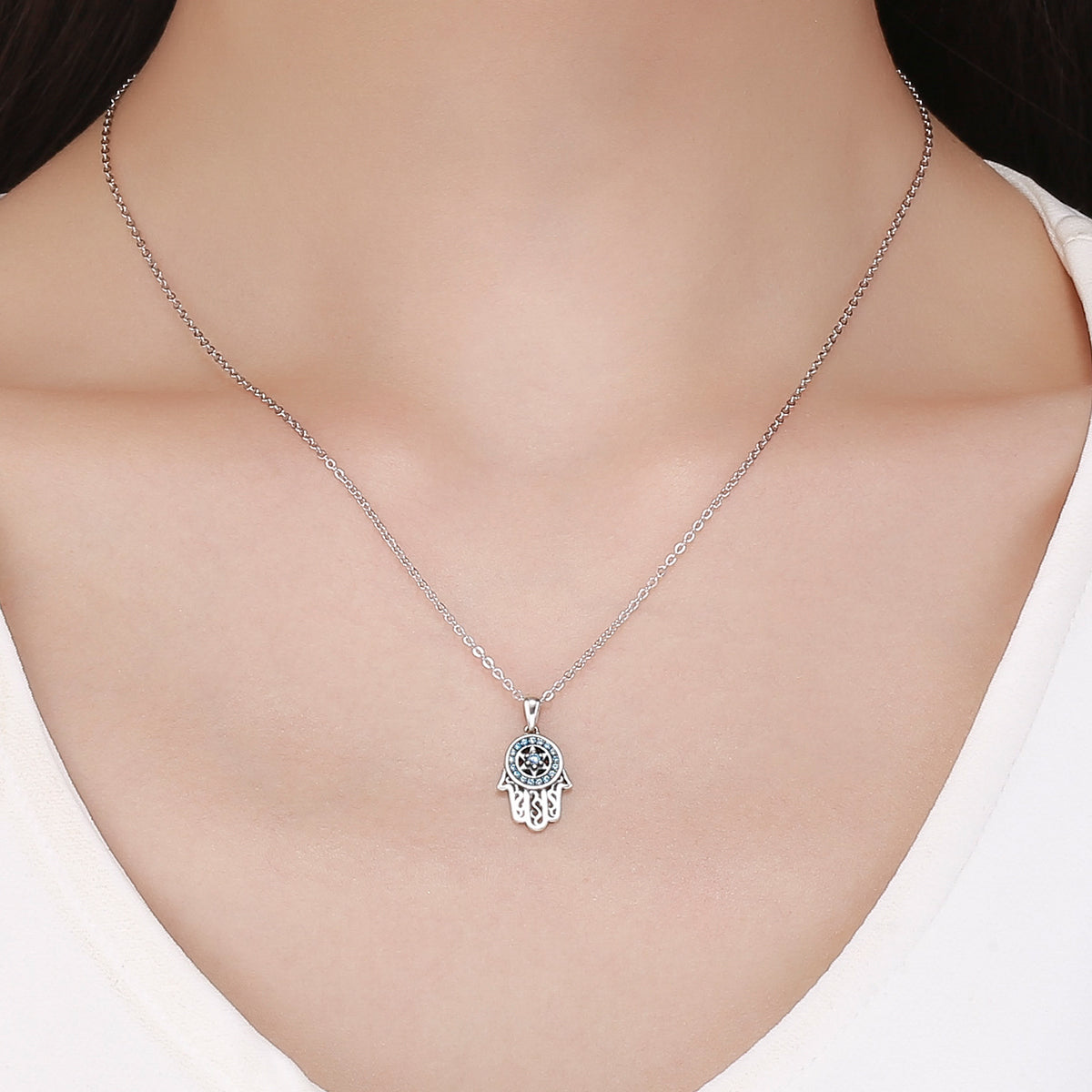 Fatima's Guardian 925 sterling silver necklace with zircon palm collarbone chain