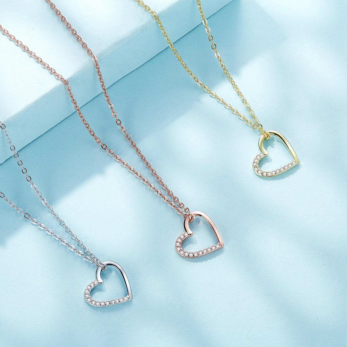 Heart shaped simple and fashionable girl's necklace