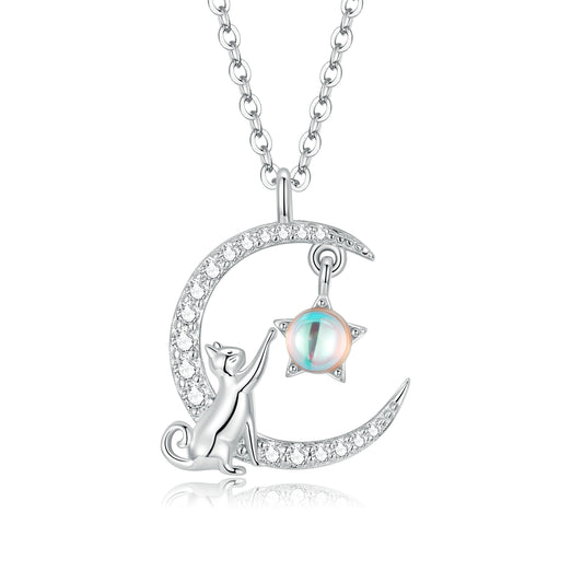 Pure silver s925 cat moon necklace plated with white gold zircon iridescent moonlight lazy animal pendant ornament