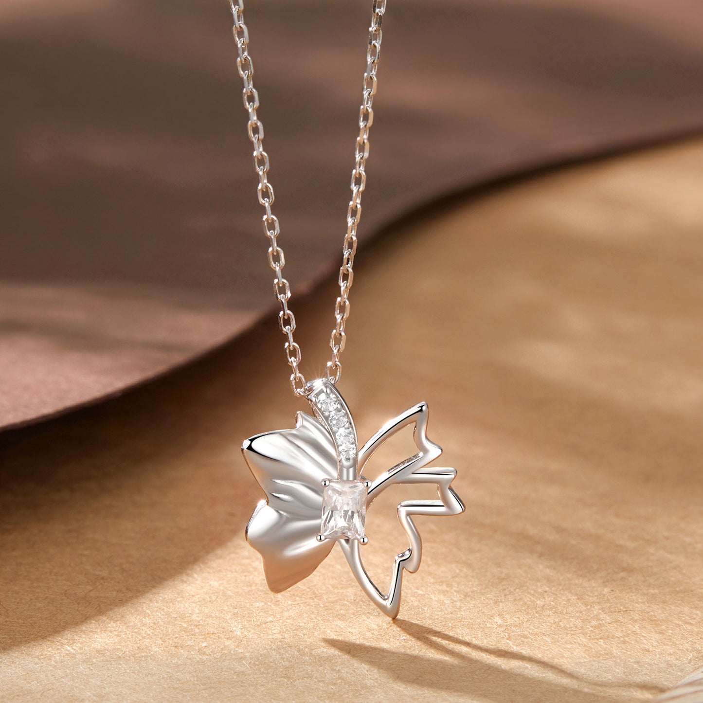 Autumn leaf butterfly hollow necklace s925 pure silver